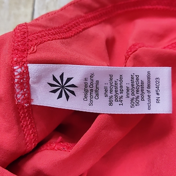 Athleta Ready Set Go Short With Liner - Picture 9 of 10